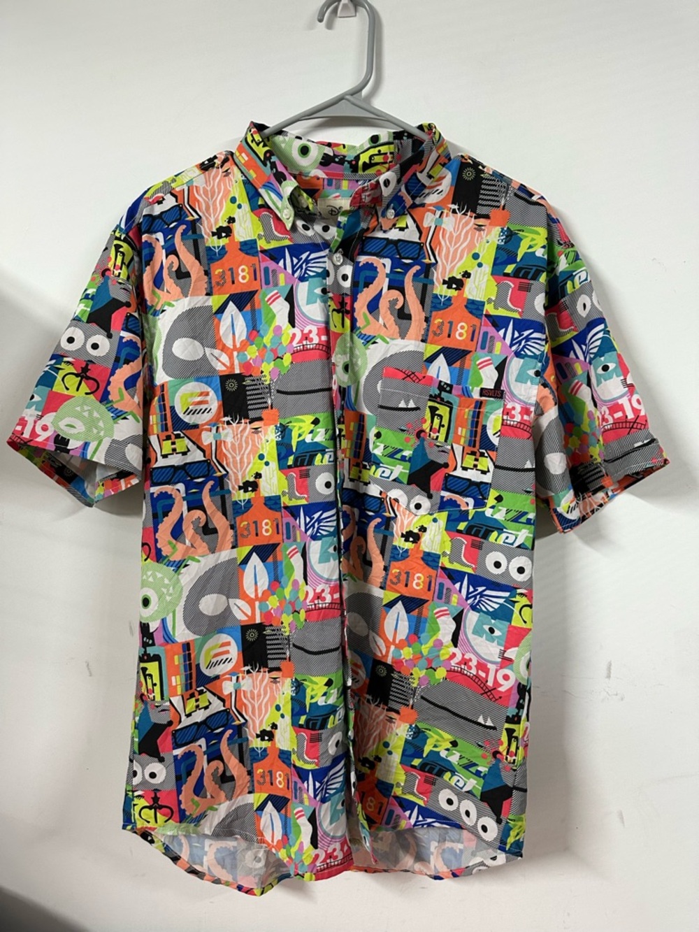 Rsvlts Disney Pixar Far Out Mashup Shirt Medium Kunuflex Monsters Inc Toy Story